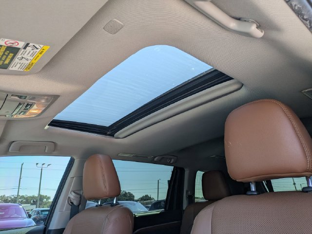 Used 2019 Toyota Highlander Limited AWD/4WD image 17