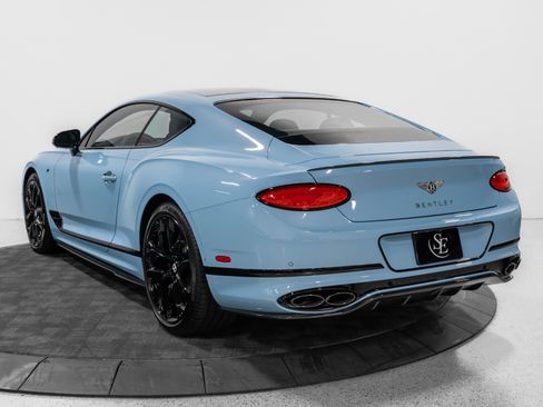 Used 2024 Bentley Continental GT V8 AWD/4WD image 7