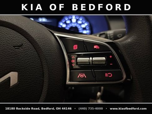 Used 2024 Kia Forte LXS w/ LXS Technology Package FWD image 19