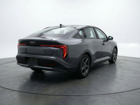 Used 2025 Kia K4 FWD image 9