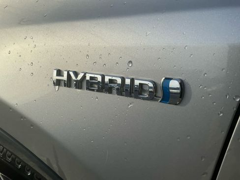 Used 2017 Toyota RAV4 XLE image 14