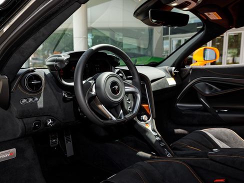 New 2027 McLaren 750S RWD image 59