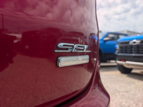 Used 2019 Ford Edge SEL w/ Equipment Group 201A AWD/4WD image 10