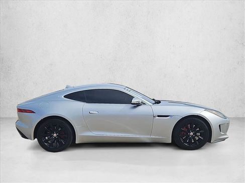Used 2017 Jaguar F-TYPE Coupe RWD image 4