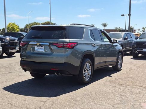 Used 2023 Chevrolet Traverse LT FWD image 8