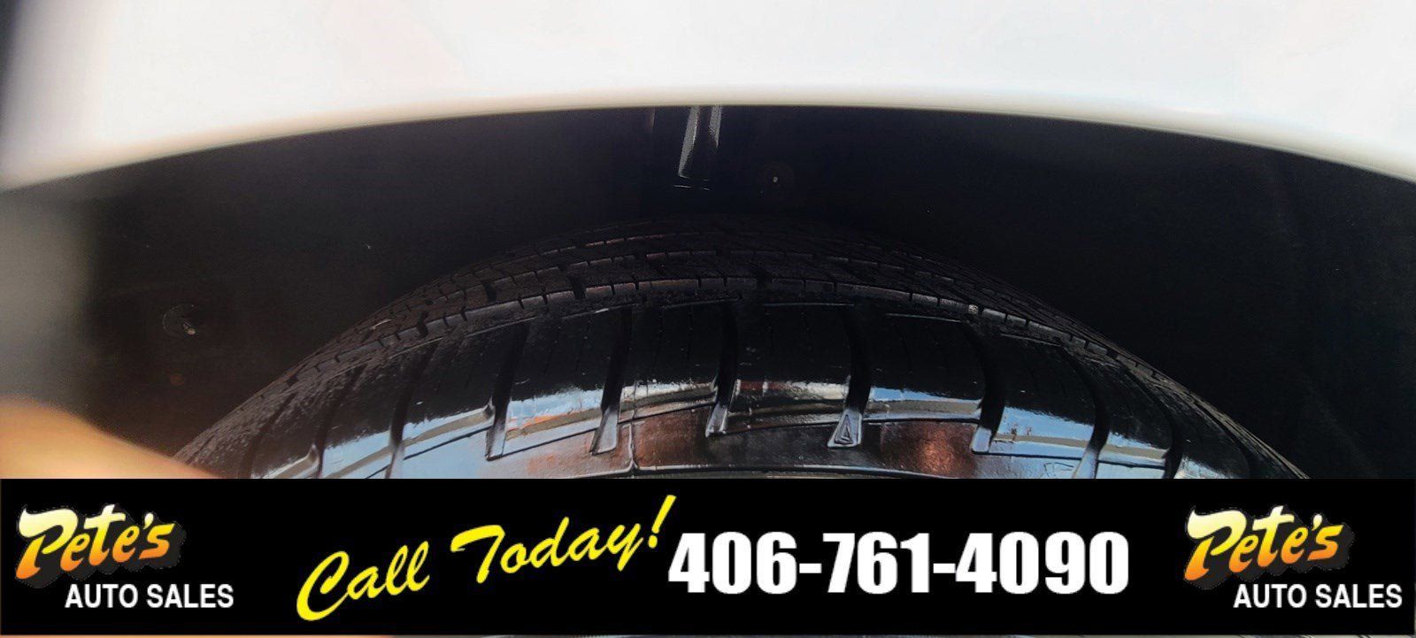 Used 2016 Chrysler 200 Limited FWD image 10