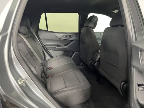Used 2025 Chevrolet Equinox LT AWD/4WD image 15