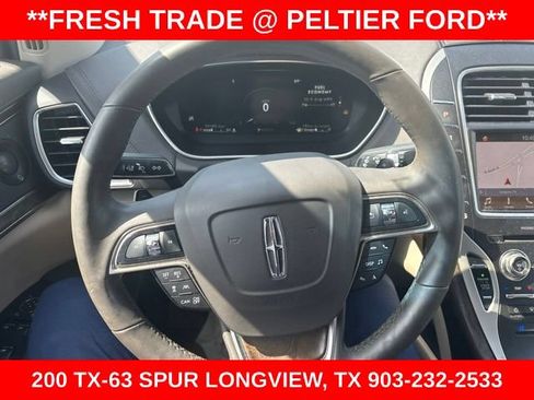 Used 2019 Lincoln Nautilus Reserve FWD image 14