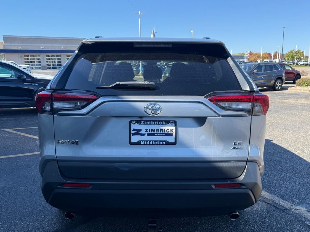 Used 2020 Toyota RAV4 LE w/ All Weather Liner Package AWD/4WD image 4