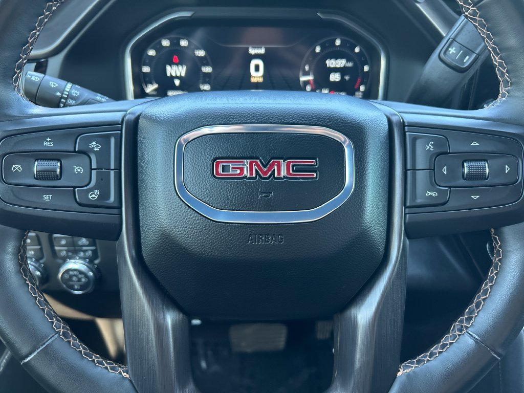 Used 2024 GMC Sierra 2500 AT4 w/ Technology Package AWD/4WD image 9