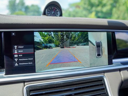 Used 2019 Porsche Panamera 4 AWD/4WD image 26