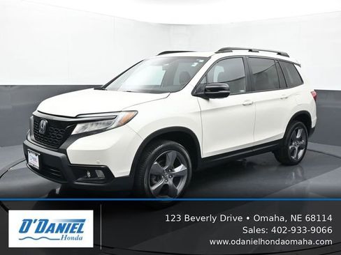 Used 2019 Honda Passport Touring image 1