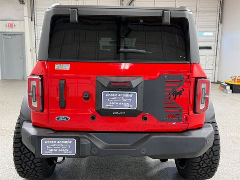 Used 2022 Ford Bronco Wildtrak AWD/4WD image 7