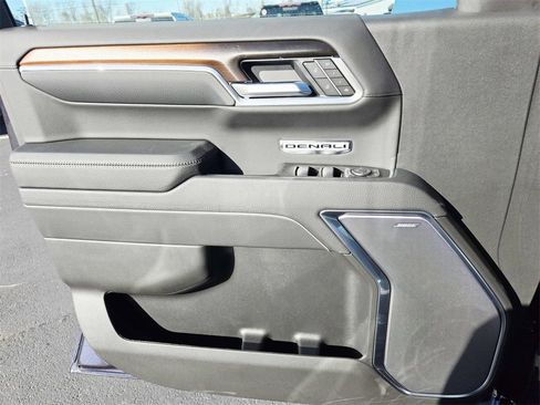 New 2026 GMC Sierra 1500 Denali w/ Denali Reserve Package image 38