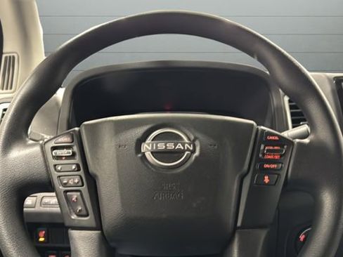 Used 2022 Nissan Frontier SV w/ Technology Package image 13