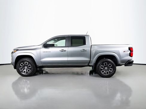 Certified 2024 Chevrolet Colorado Z71 w/ Z71 Convenience Package 2 AWD/4WD image 4