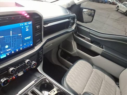 Used 2022 Ford F150 Limited image 24