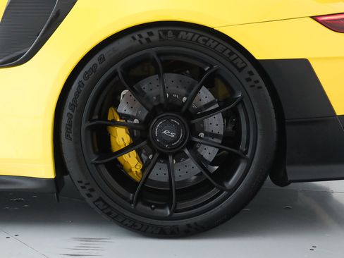 Used 2019 Porsche 911 GT2 RS image 42