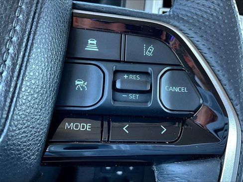 Used 2024 Toyota Tundra SR5 w/ SR5 Premium Package image 17