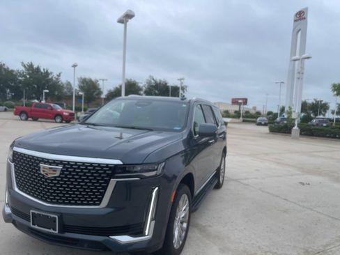 Used 2021 Cadillac Escalade Premium Luxury w/ LPO, Illumination Package AWD/4WD image 1