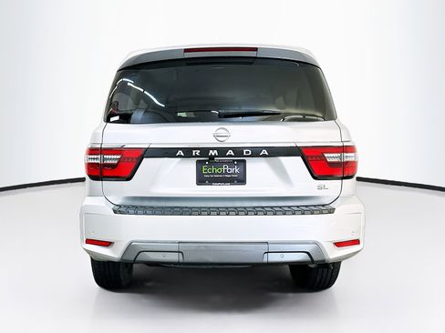 Used 2024 Nissan Armada SL image 7