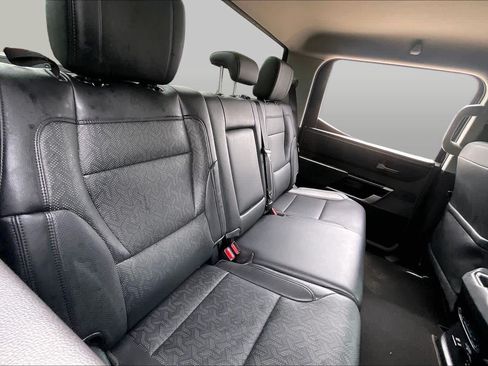 Used 2024 Toyota Tundra Limited AWD/4WD image 19