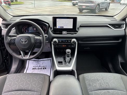Used 2024 Toyota RAV4 XLE image 14