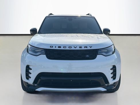 Used 2025 Land Rover Discovery Dynamic SE AWD/4WD image 8