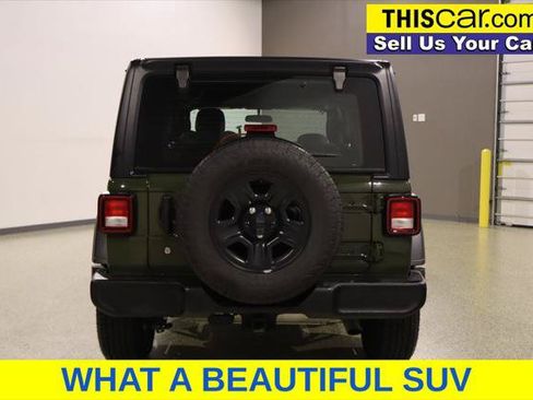 Used 2024 Jeep Wrangler Unlimited Sport AWD/4WD image 7