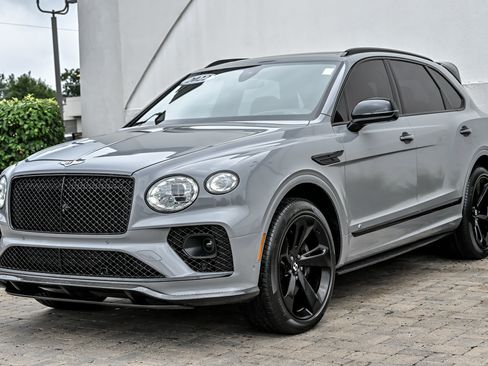Used 2022 Bentley Bentayga AWD/4WD image 5