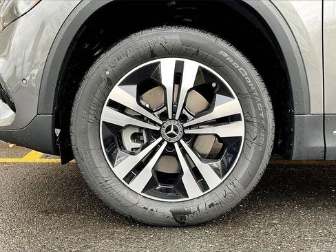 New 2026 Mercedes-Benz GLA 250 4MATIC image 12
