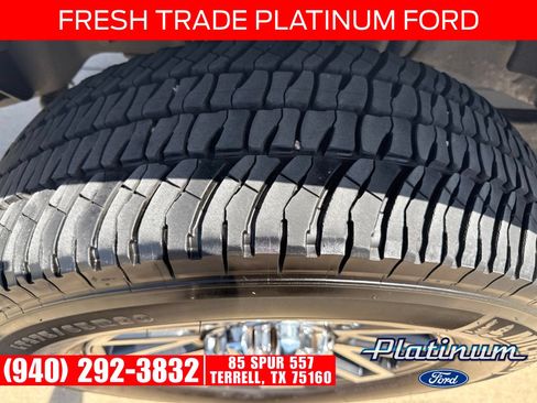 Used 2018 Ford F350 Lariat w/ Lariat Ultimate Package AWD/4WD image 11