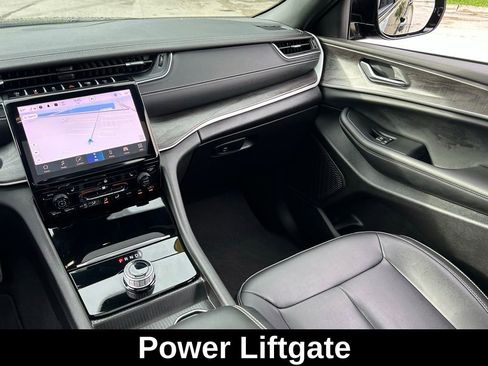 Certified 2024 Jeep Grand Cherokee Limited w/ Black Appearance Package image 14