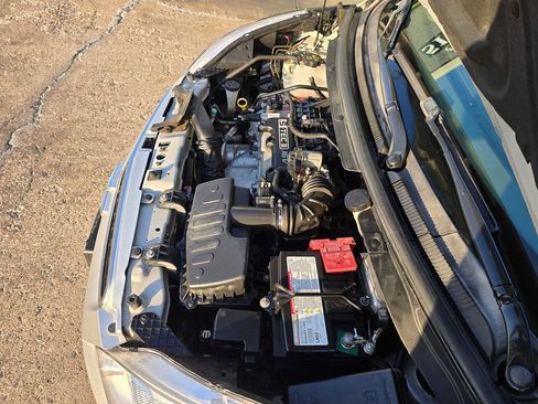 Used 2015 Chevrolet Spark LT image 40