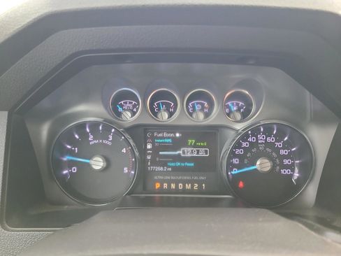 Used 2014 Ford F250 Lariat w/ Lariat Ultimate Package image 13