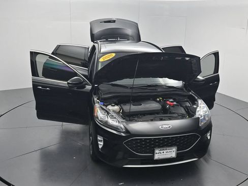 Used 2020 Ford Escape Titanium AWD/4WD image 56