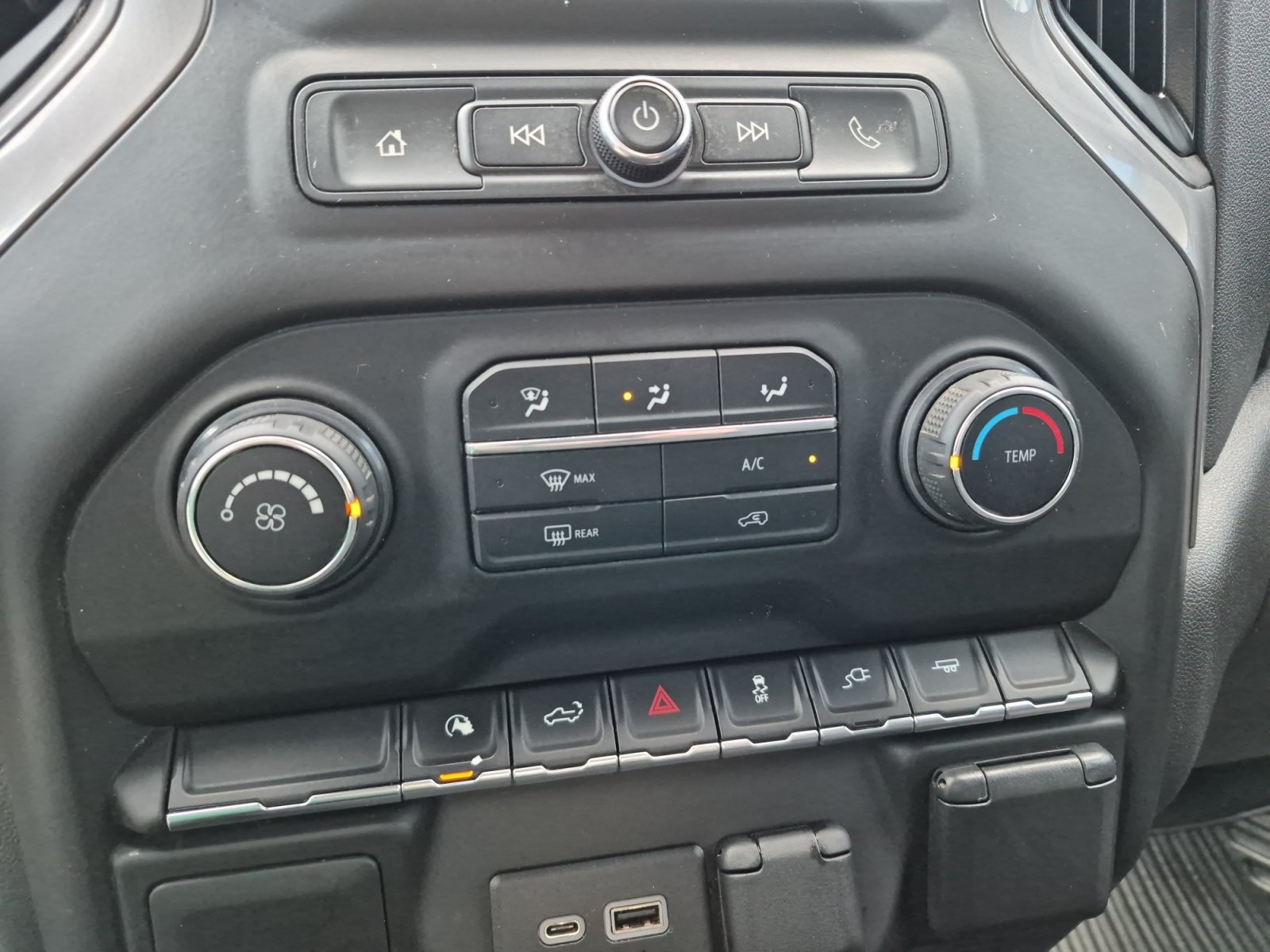 Used 2021 Chevrolet Silverado 1500 Custom RWD image 18