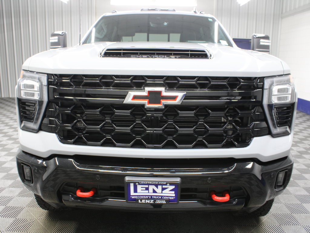 Used 2025 Chevrolet Silverado 2500 ZR2 w/ Technology Package AWD/4WD image 58