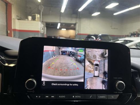 Used 2023 Nissan Pathfinder Rock Creek image 19