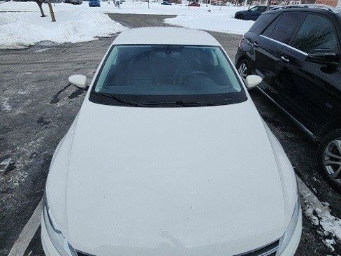 Used 2014 Volkswagen CC Sport image 4