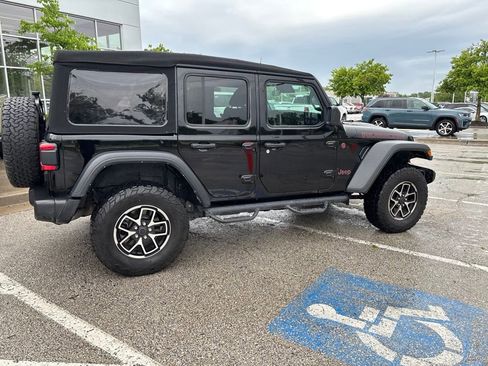 Used 2024 Jeep Wrangler Unlimited Rubicon AWD/4WD image 26