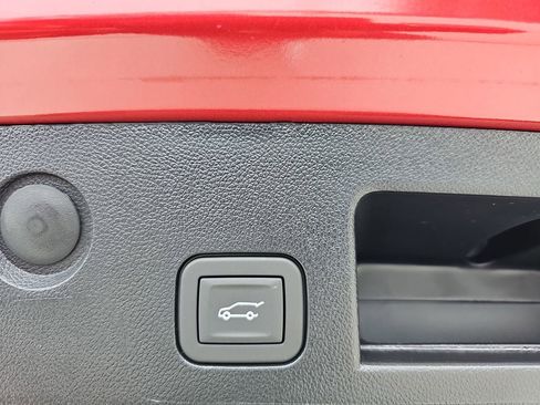 New 2026 Chevrolet Equinox RS w/ Convenience Package III AWD/4WD image 13