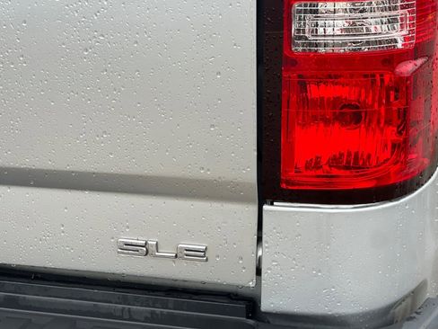 Used 2015 GMC Sierra 2500 SLE image 21