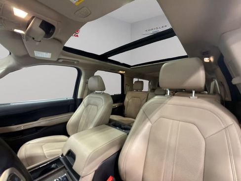 Used 2024 Ford Expedition Max Limited image 5