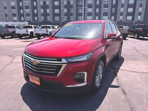 Used 2023 Chevrolet Traverse LT AWD/4WD image 1