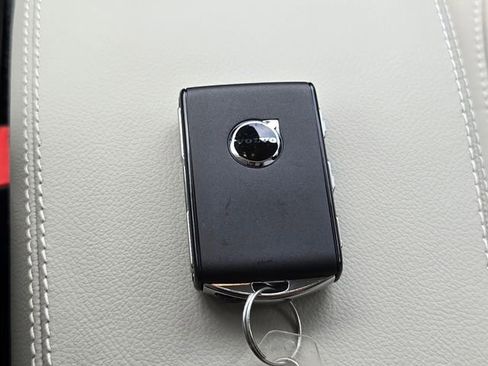 New 2026 Volvo XC40 B5 Ultra AWD/4WD image 21