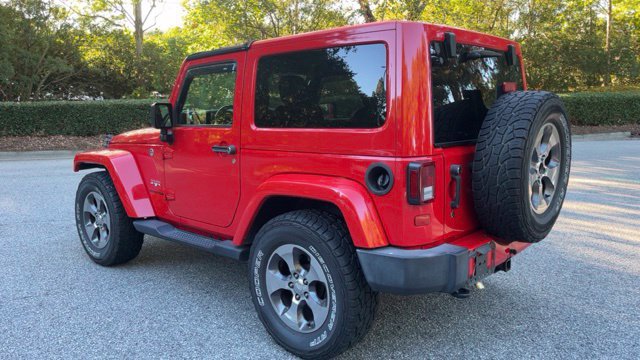 Used 2018 Jeep Wrangler Sahara w/ Connectivity Group AWD/4WD image 8