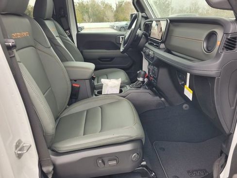 New 2026 Jeep Gladiator Mojave image 15