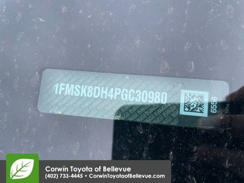 Used 2023 Ford Explorer XLT w/ Equipment Group 202A AWD/4WD image 30