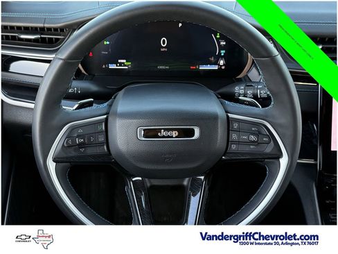 Used 2022 Jeep Grand Cherokee Trailhawk w/ Advanced Protech Group II AWD/4WD image 11